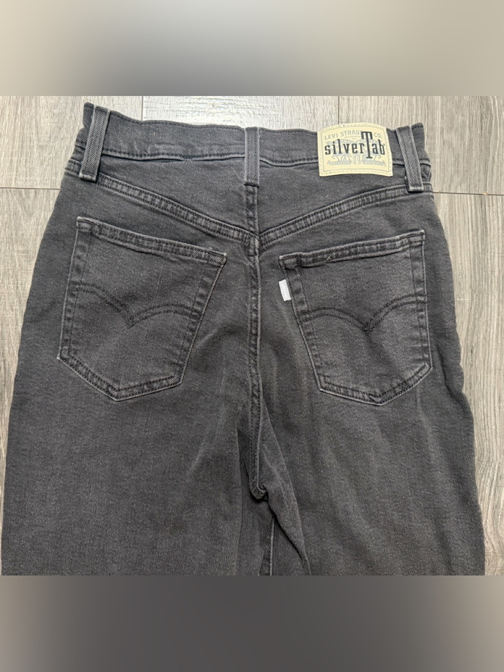 Levis silvertab jeans size 27